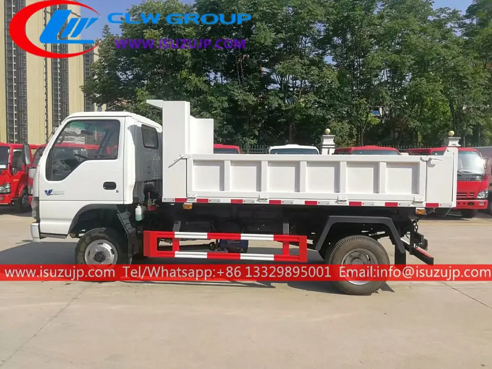 4x4 Isuzu 5 ton dumper lorry