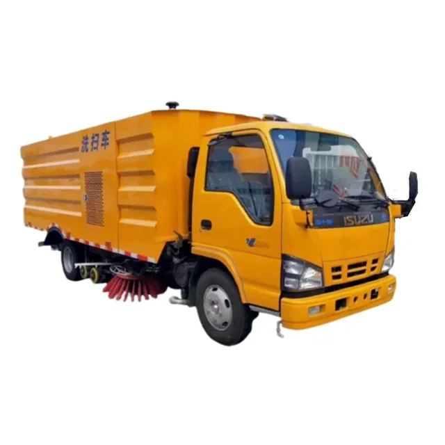 ISUZU 4K Engine 6 ton road sweeping machine Costa Rica