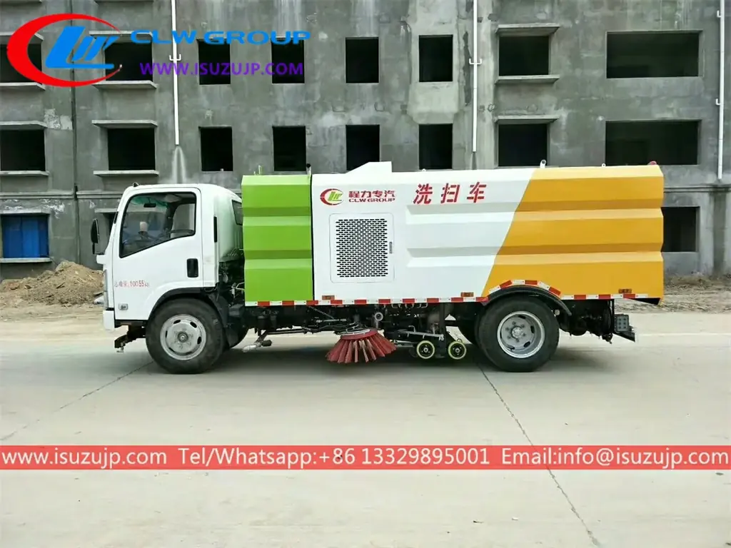 Isuzu 10 cubic meters street sweeper for sale Uruguay