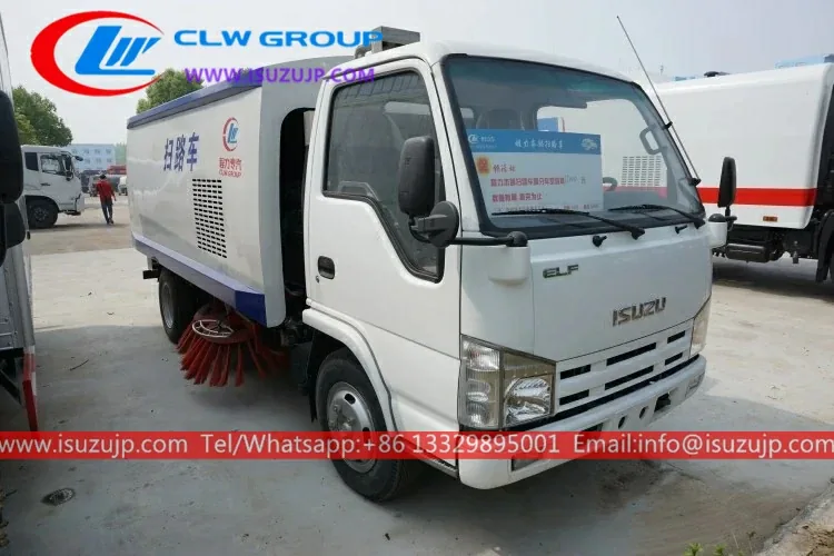 ISUZU 3 ton vacuum road sweeper truck in malaysia