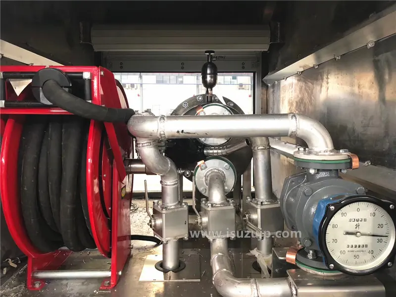 ISUZU 5cbm Aviation kerosene transportation truck