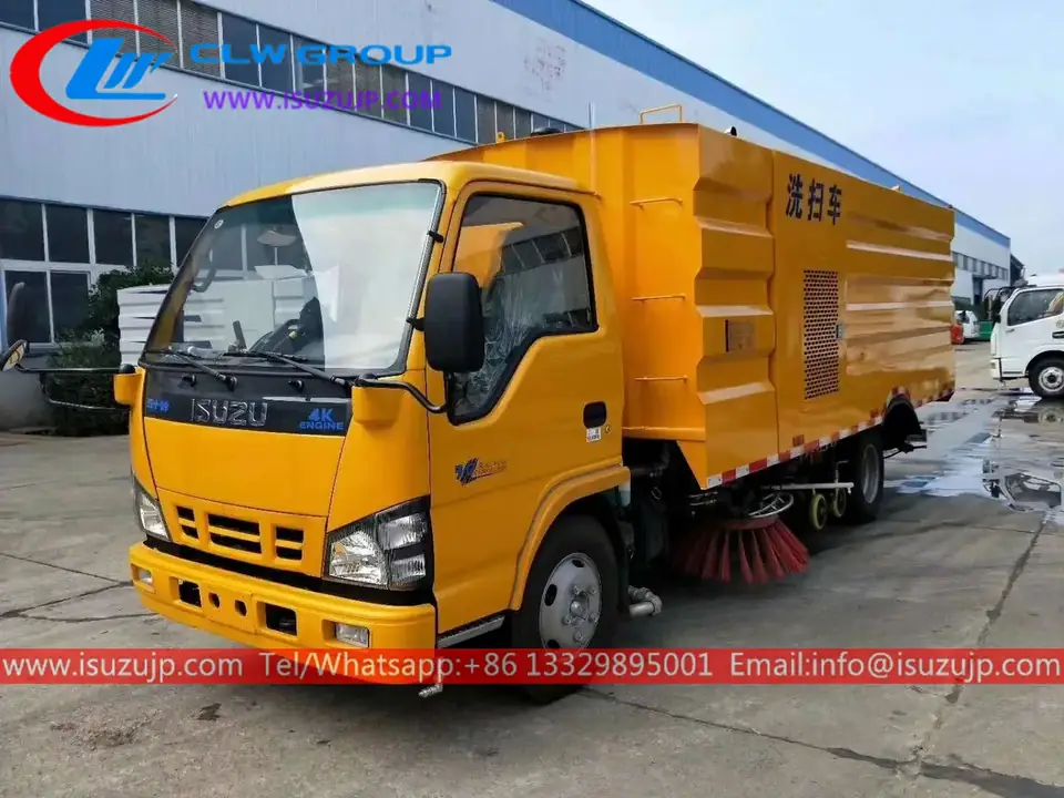 ISUZU 8m3 sweeper machine Haiti