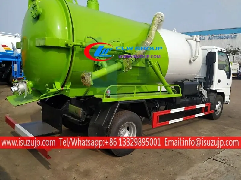 ISUZU 2000 gallon vacuum pump trucks