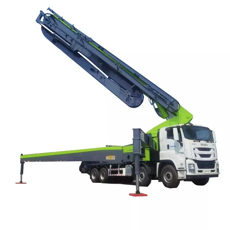 Isuzu concrete pump truck