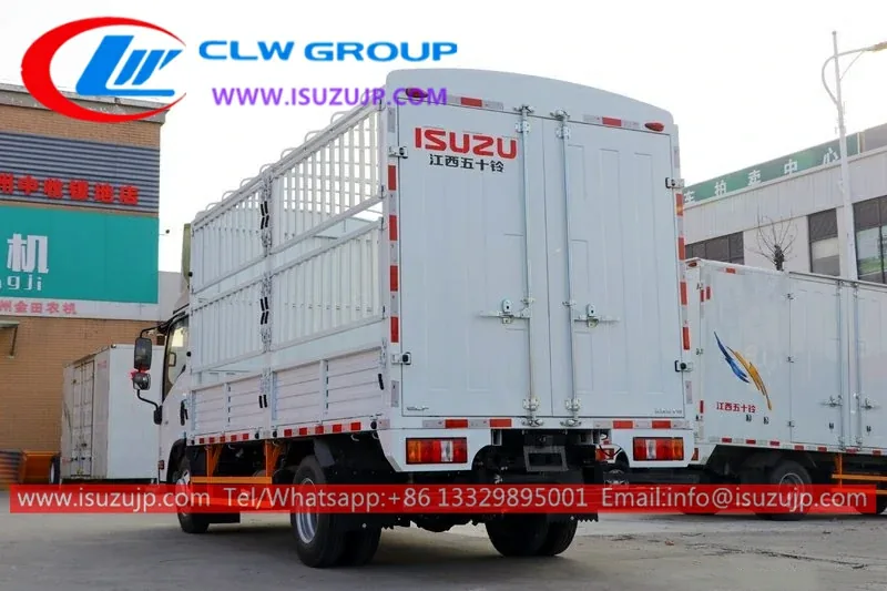 Isuzu 4.2meters stake side truck