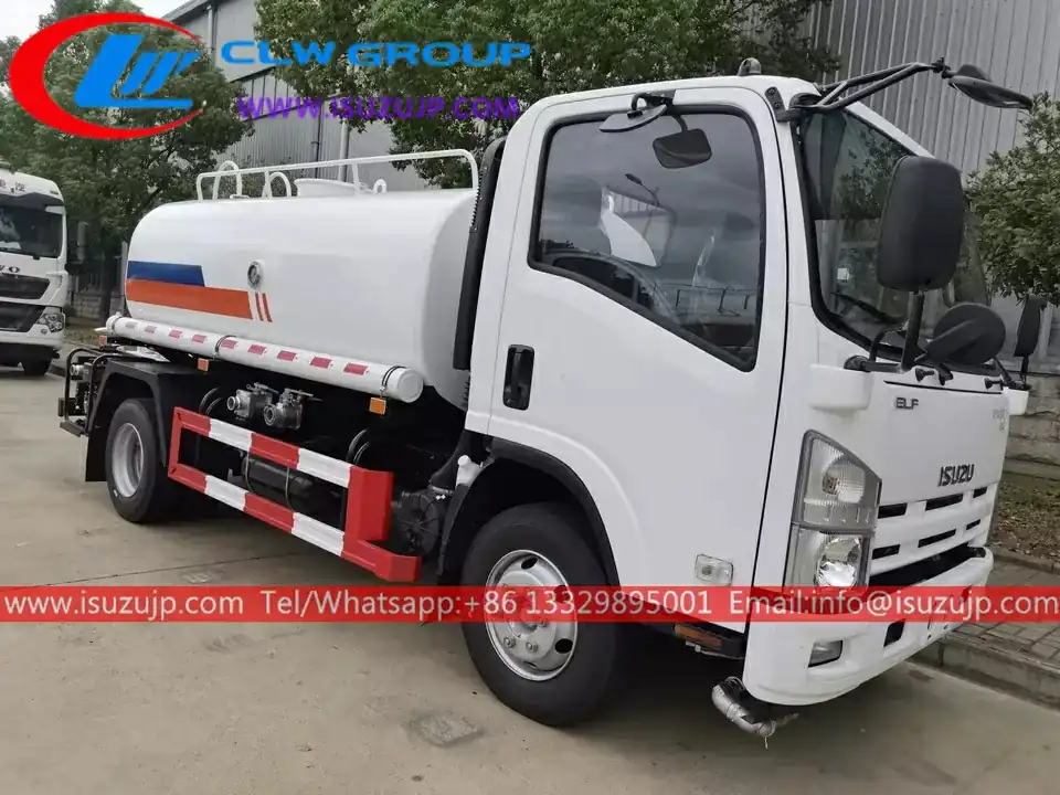 ISUZU ELF 6t potable water tanker