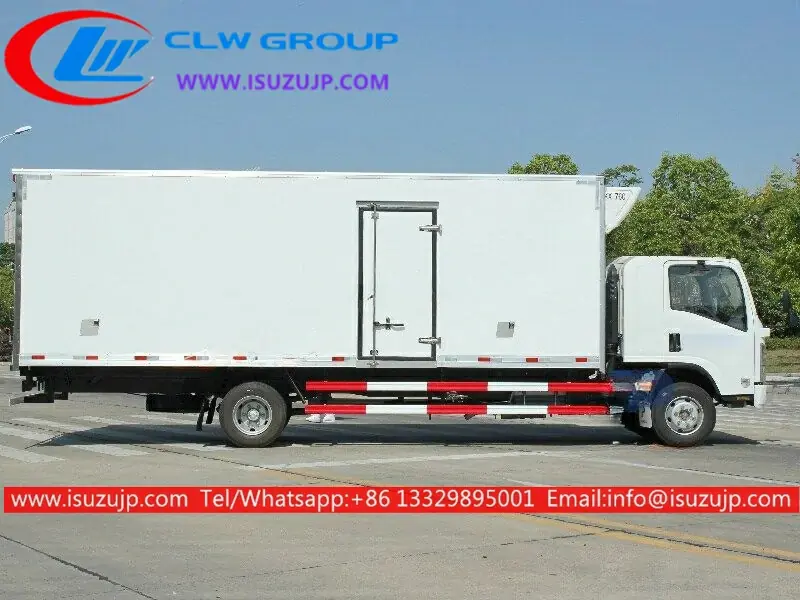 Isuzu ELF 7tons fish fridge truck with Sleeping cabin