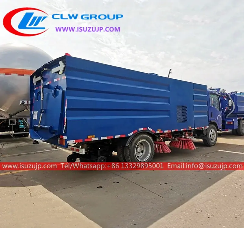 ISUZU ELF 9cbm mechanical sweeper truck