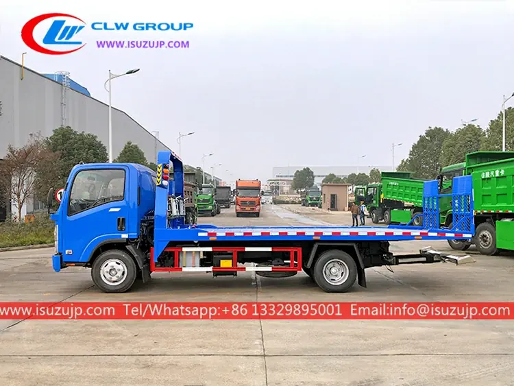 ISUZU small full landed type tow truck