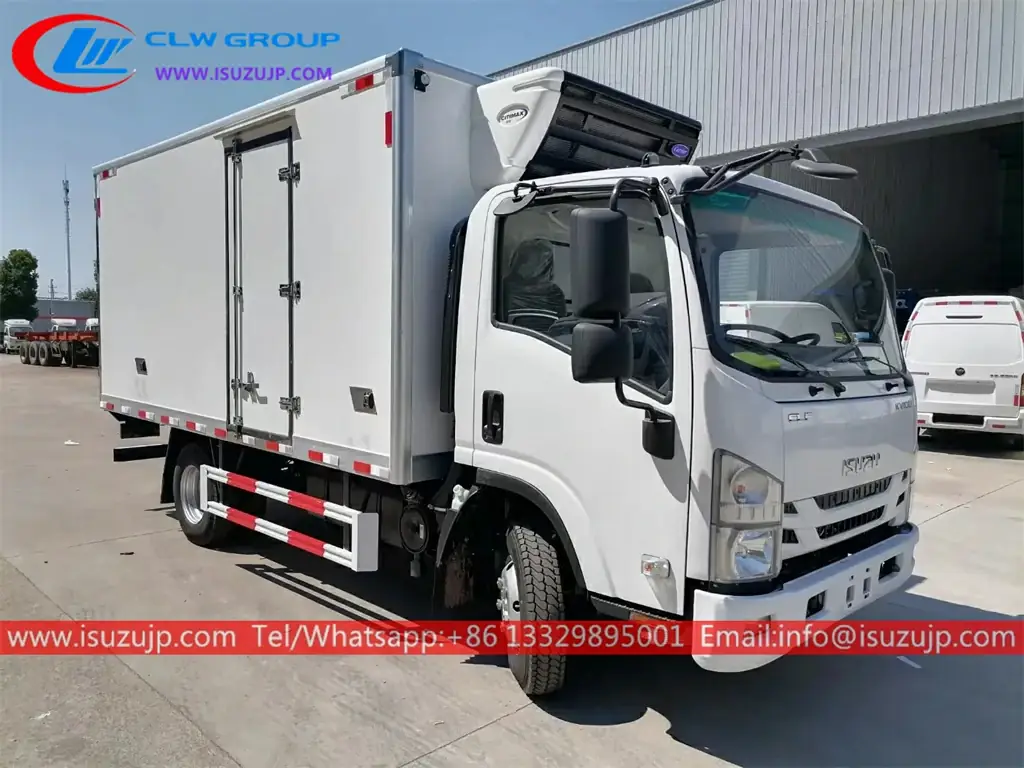 ISUZU 3t refrigerator freezer truck