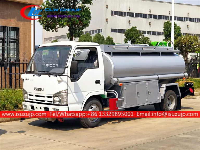 ISUZU NHR 3 ton mini fuel delivery truck