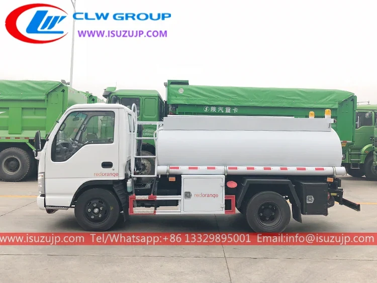 ISUZU 3 cubic meters fuel truck for sale Laos