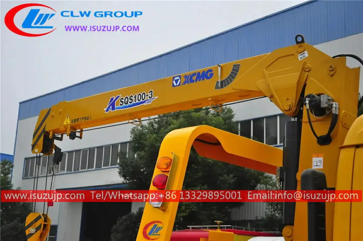 ISUZU 3mt wrecker tow crane truck