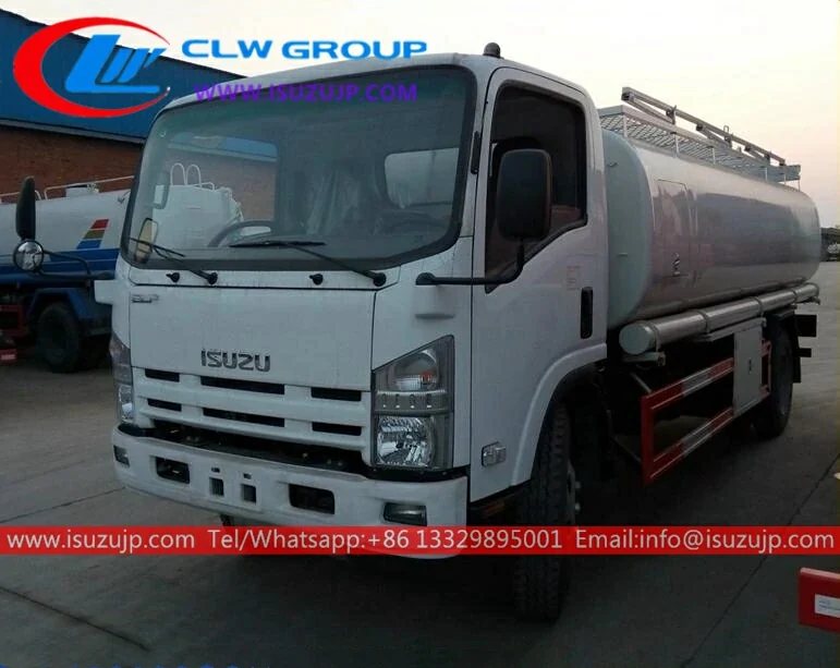 ISUZU 2500 gallons oil truck