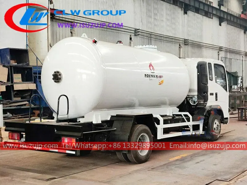 ISUZU NP Forward 2000 gallons mobile lpg gas dispenser truck