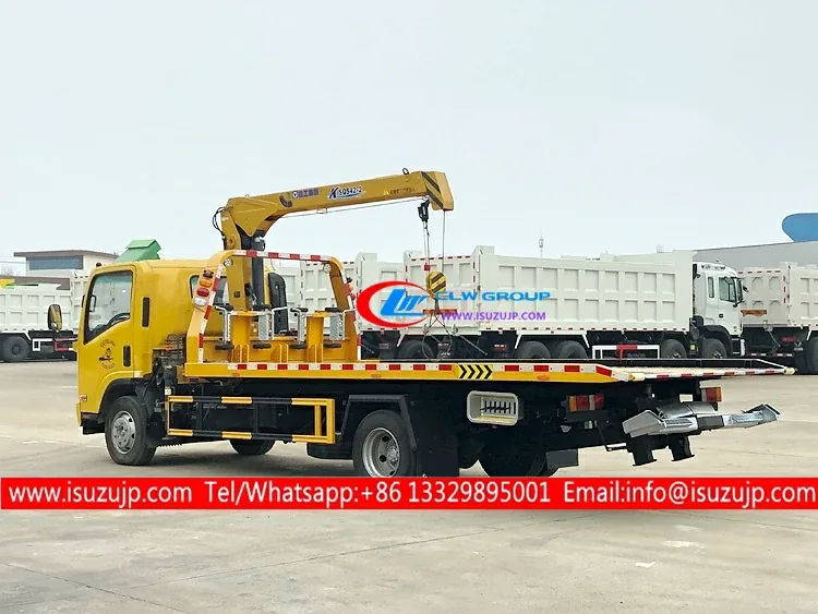 ISUZU 5t platfrom towing with crane