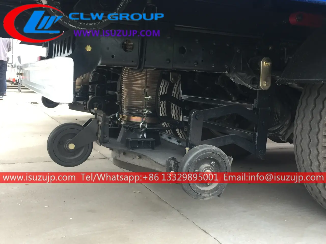 ISUZU NPR 8cbm truck mounted sweeper for sale